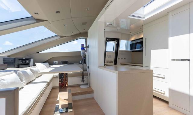 Delyla yacht Sociable Country Kitchen Layout