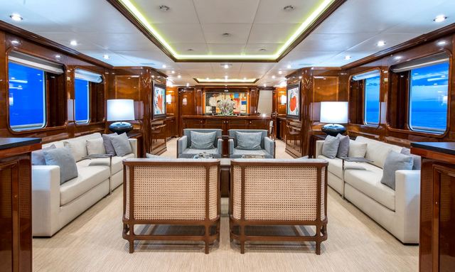 De De yacht Open Plan Salon