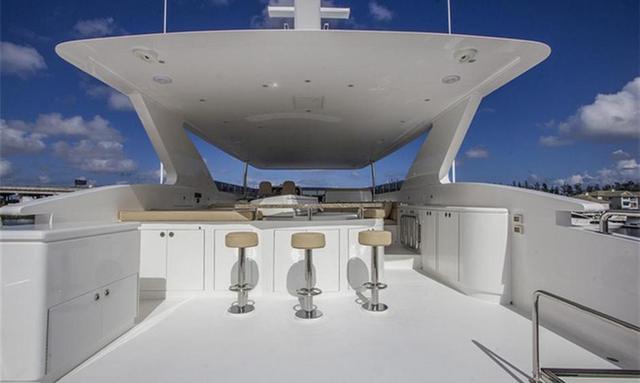 Ebitda yacht Sundeck Amenities