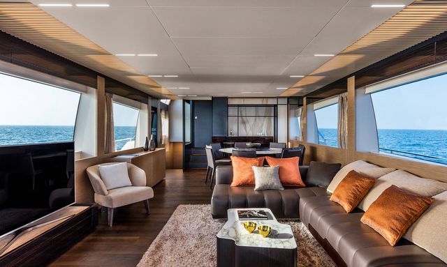 Astrid yacht Single-level main deck that stays open end to end