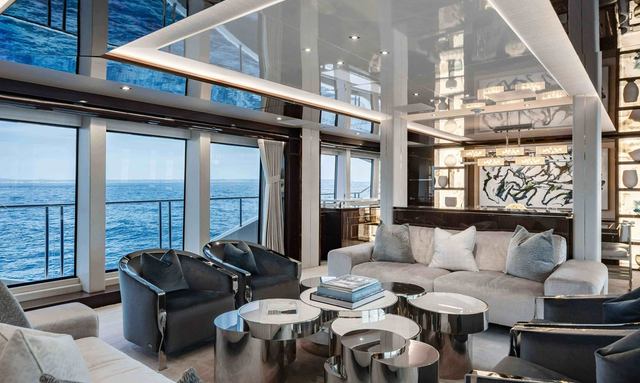 Aroha yacht Floor-to-Ceiling Windows