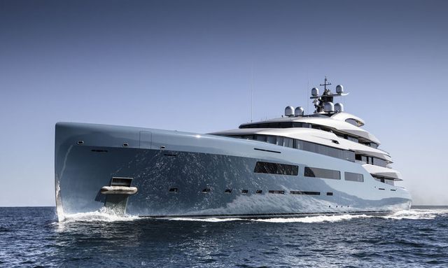 Aviva yacht Bow Design