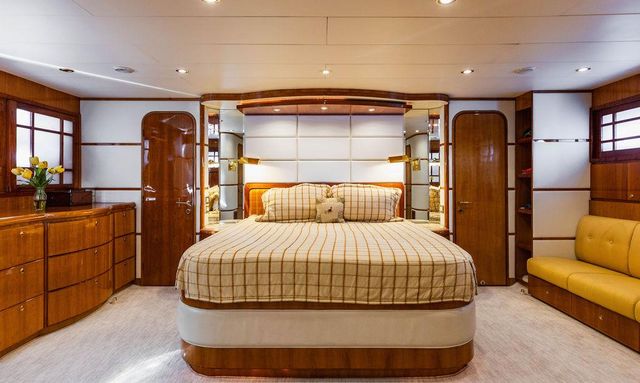 No Regrets yacht Sophisticated Owner's Suite