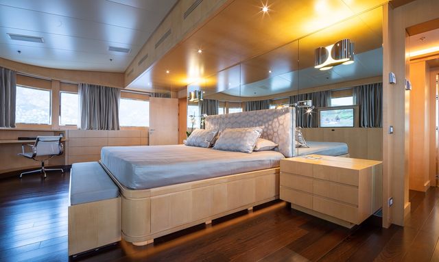 Ipanemas yacht Spacious Owner's Suite