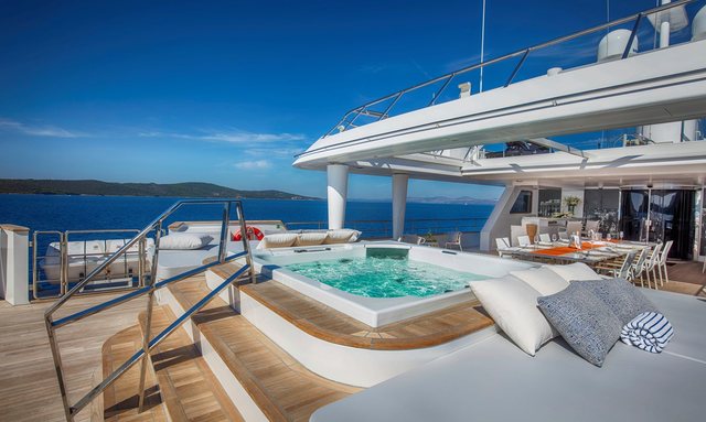 Katina yacht Elevated Jacuzzi