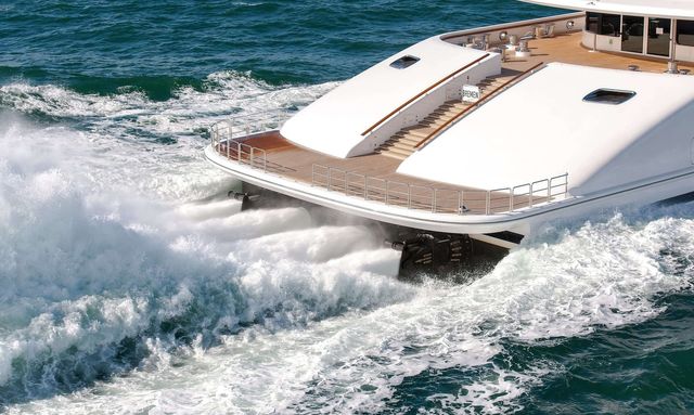Azzam yacht 34 Knots at 13,136GT