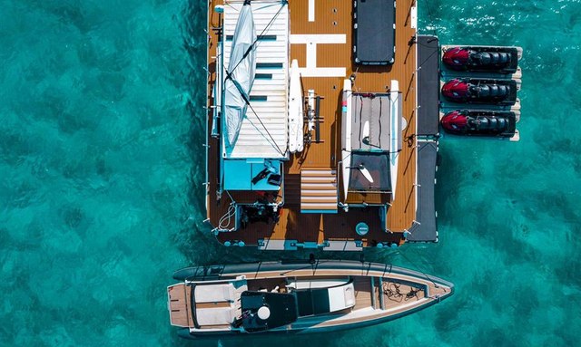 Chasing Romance yacht Aft Deck Helipad