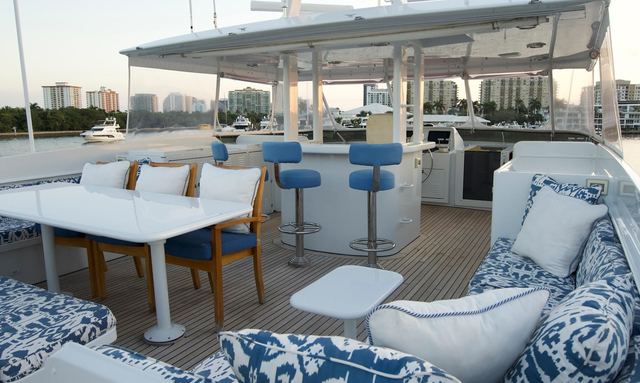 Simaron yacht Impressive Flybridge Layout