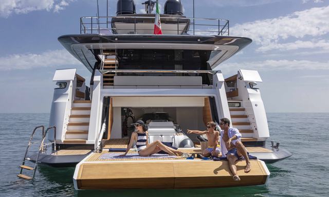 Evexias I yacht Dual Mode Transom Stern