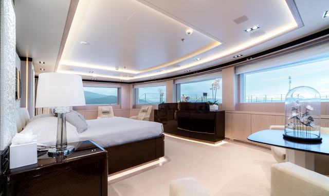 O'Ptasia yacht Two Master Suites