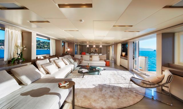 Amara yacht Fold-Down Salon Terrace