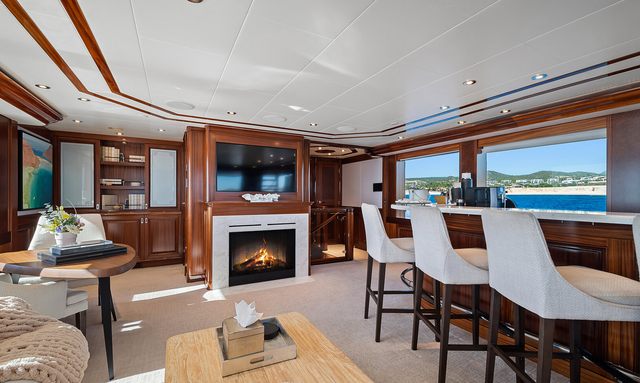 Rule No.1 yacht Skylounge Fireplace