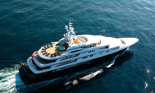 Freedom yacht Helipad