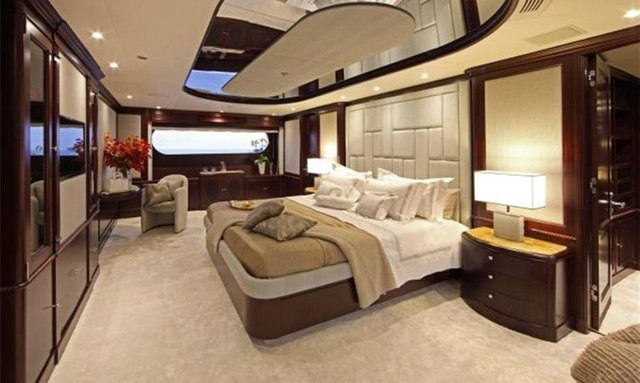 Akira One yacht Full-Beam Master Stateroom