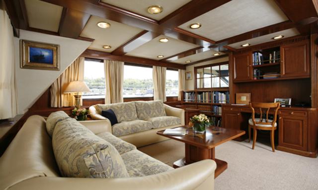 Skyetyme yacht Bright, Contemporary Interiors
