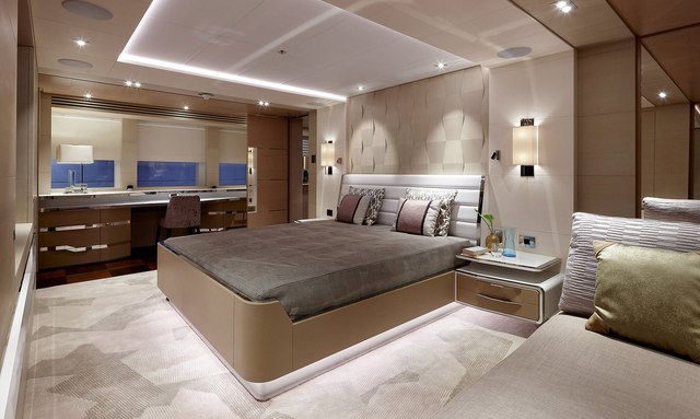 Artisa yacht Master Suite