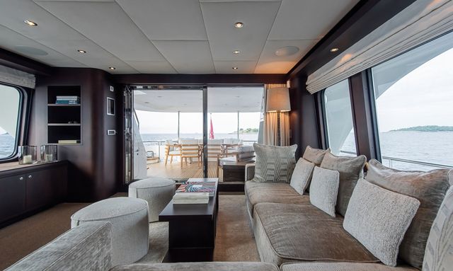 Langano yacht Modern Interiors