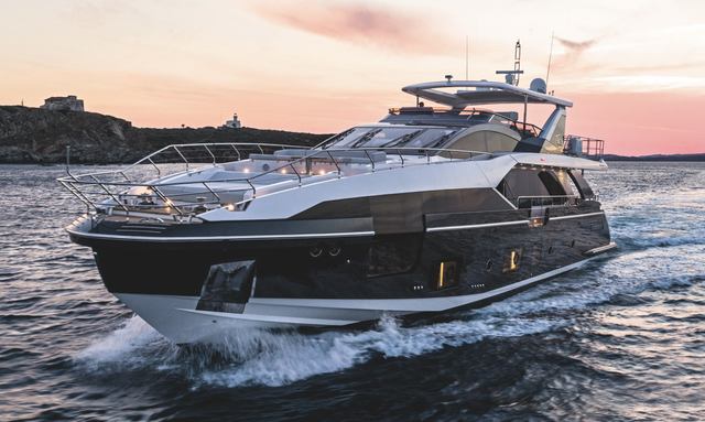 Mastermind yacht Vertical bow and widebody stance