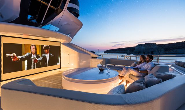 O'Pari yacht Outdoor cinema screen