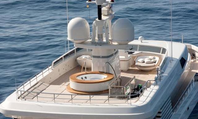 Aslec 4 yacht Sundeck Amenities