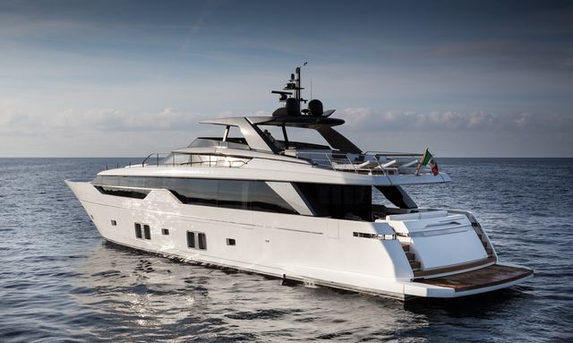 Amwaj yacht Terraced Beach Club Stern