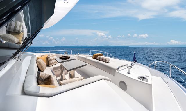 Happy Heart yacht Thoughtful Foredeck Seating Area