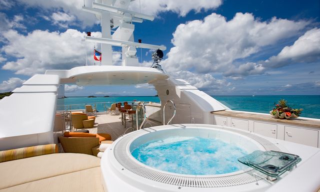 Adamas VI yacht Hot Tub and Bar