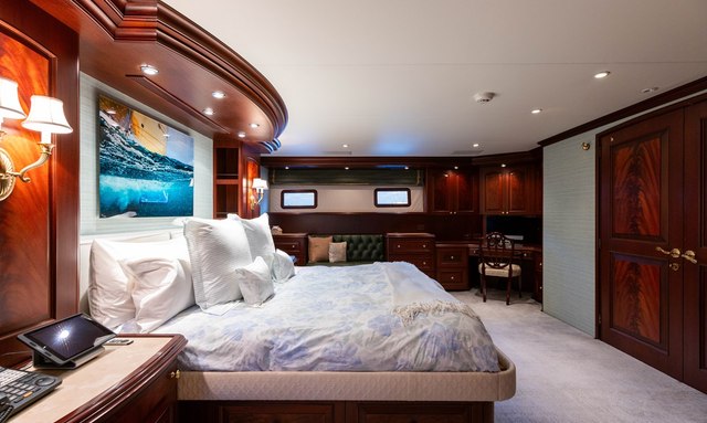 Starlight yacht Luxurious Accommodations