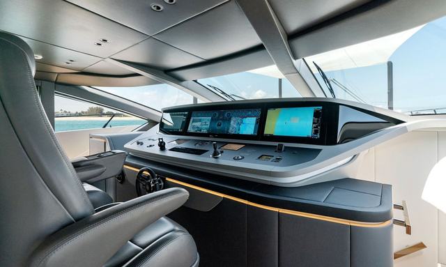 Karma yacht Advanced Bridge