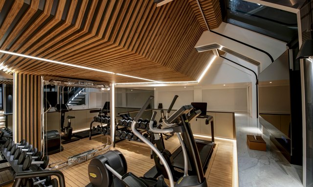 Al Waab yacht Gym to Guest Room