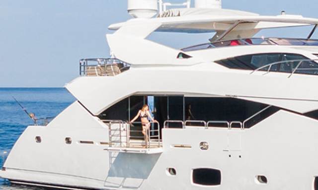 Maoro yacht Sea Balcony Saloon