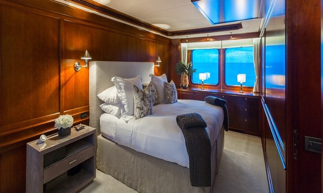 Pioneer yacht Spacious Accommodation