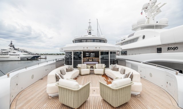 Calex yacht Private Owner's Deck