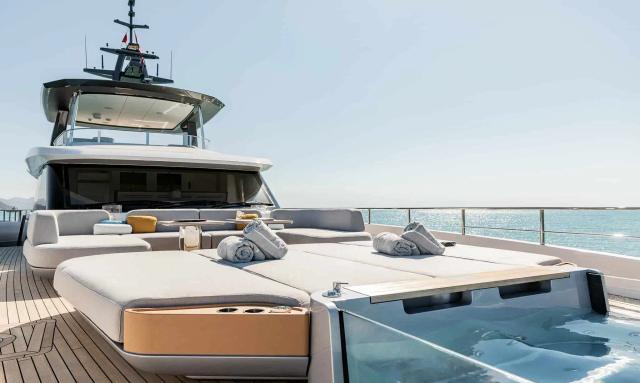 Abie yacht Elevated Forward Pool Lounge