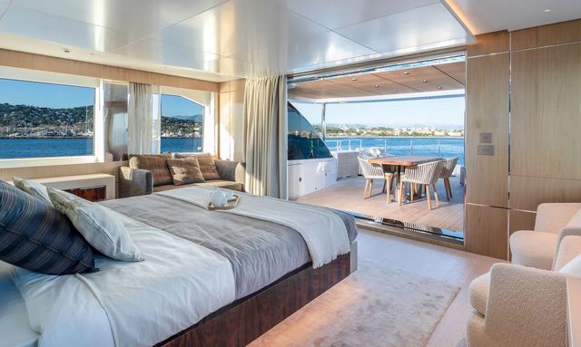 Oceanic 143 yacht Private Owner's Suite