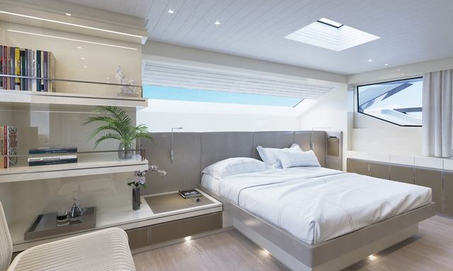 Main deck master suite