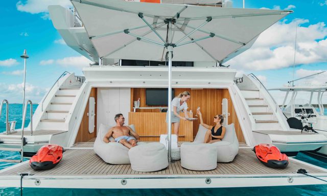 Emina yacht Dedicated Beach Club Bar