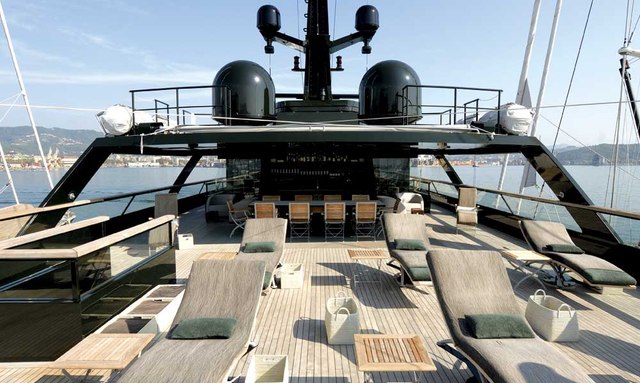 Main yacht Revolving Loungers