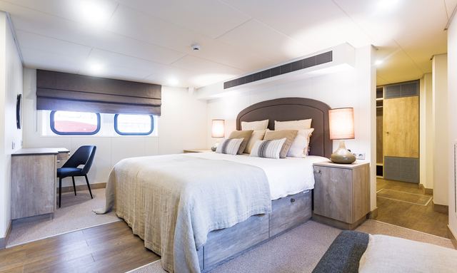 Bansky yacht Beautifully Appointed Staterooms