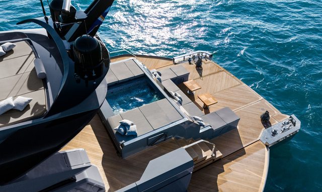 Casa Bri Mare yacht 100m² Waterfront Beach Club