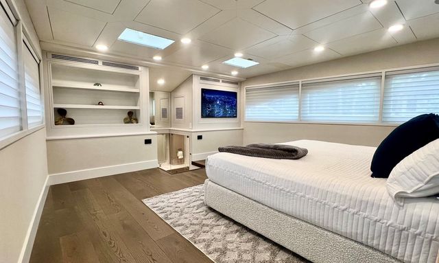 Panacea yacht Main Deck Owner Suite