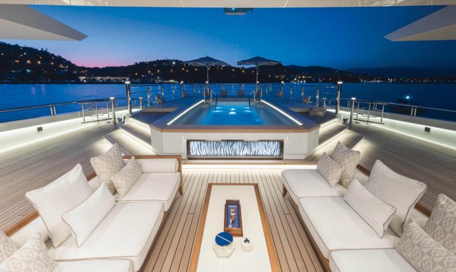 Shodan yacht Swimming Pool