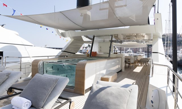 Andiamo yacht Sundeck Oasis