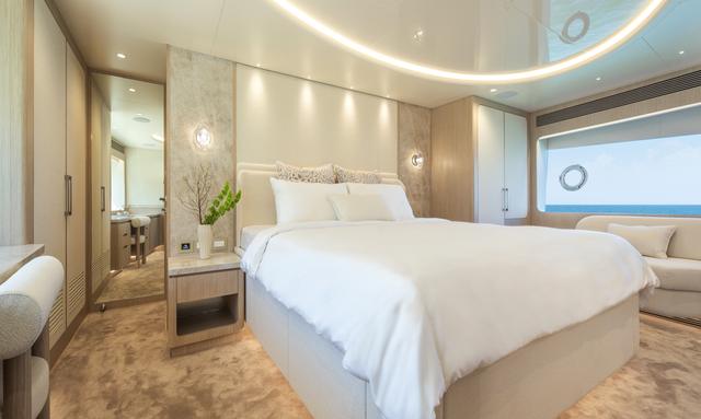 Lithium⁺ yacht Quiet Comfort, Full Beam