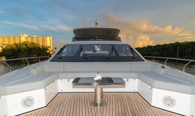 Majestic Moments yacht Foredeck Space