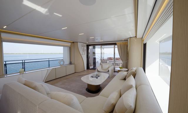 L'Onda yacht Sculptural Saloon Interior
