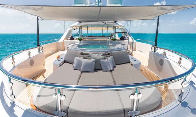 Hospitality yacht Sun Deck 