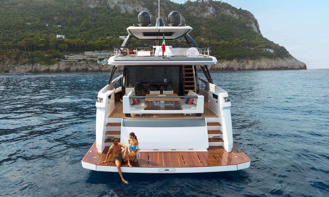 Lady F yacht Integrated beach and garage system