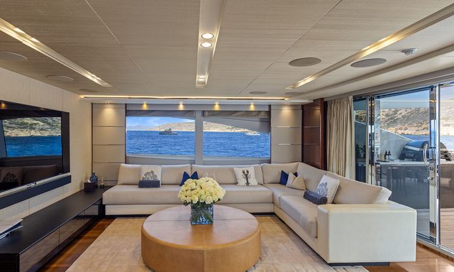 Ace 2 yacht Sky Lounge