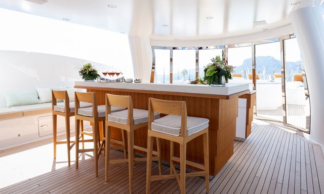 Galene yacht All-Weather Dining